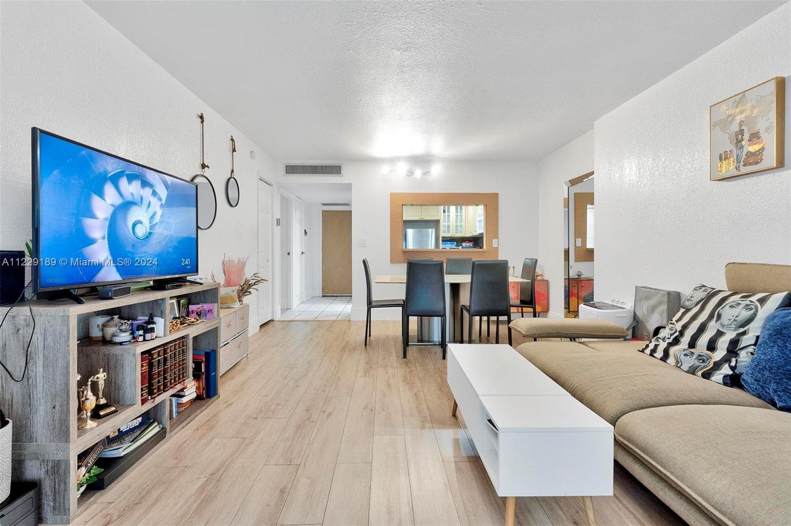 3401 N Country Club Dr # 406, Aventura FL 33180 — photo 1