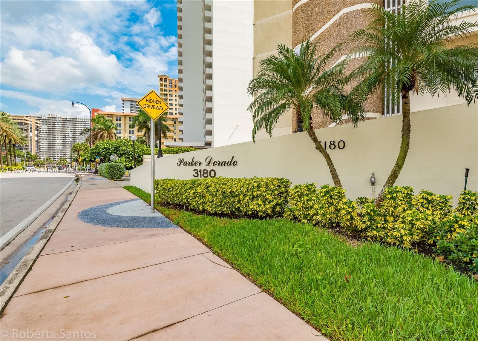 3180 S Ocean Dr # 422, Hallandale Beach FL 33009 — photo 1