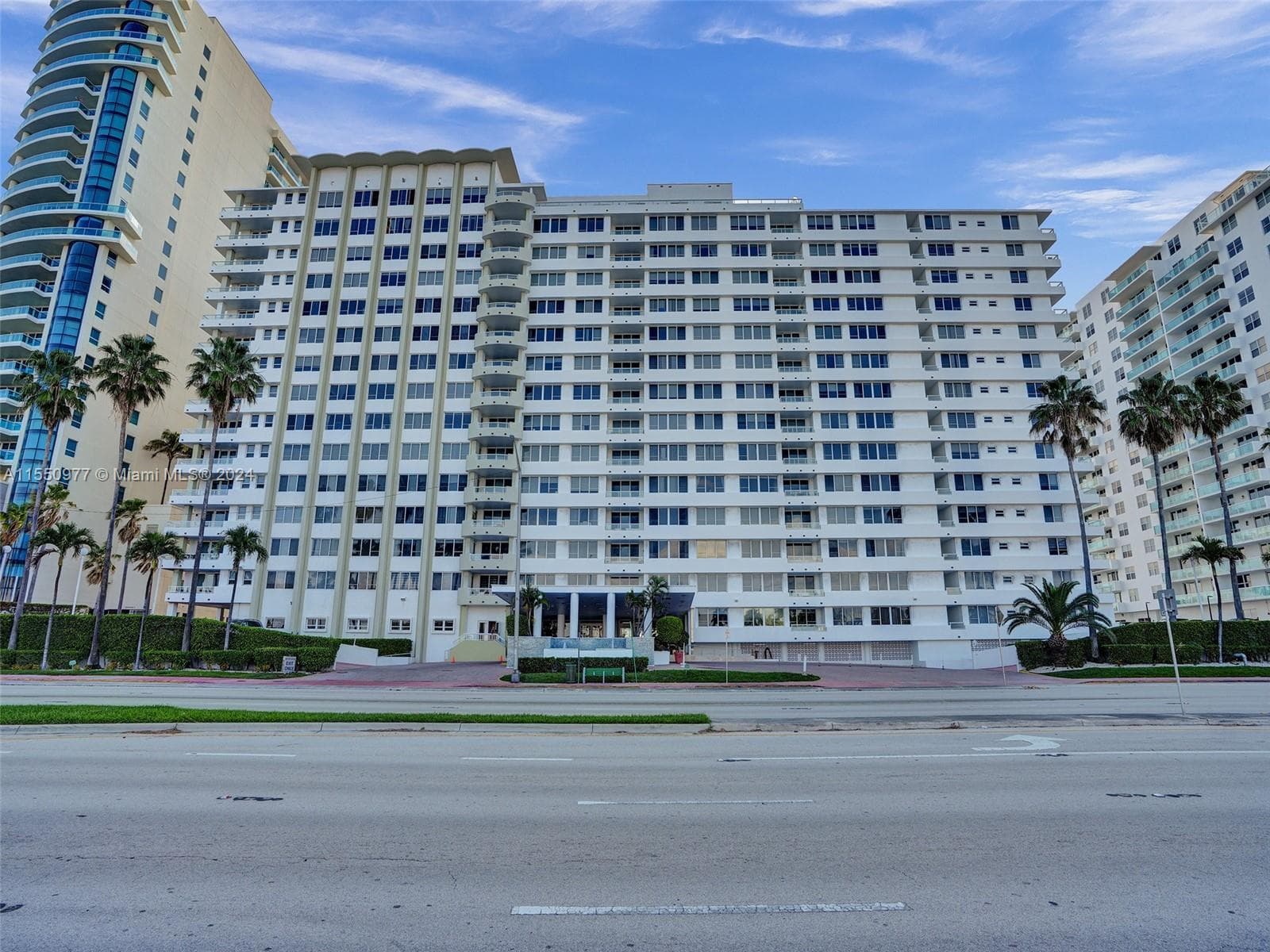 5005 Collins Ave # 725, Miami Beach FL 33140 — photo 1