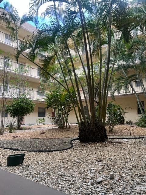 2871 Somerset Dr # 218, Lauderdale Lakes FL 33311 — photo 1
