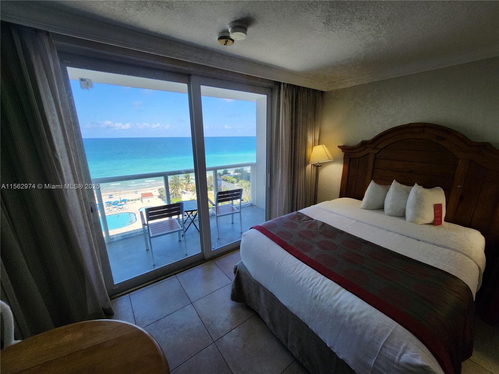 19201 Collins Ave # 846, Sunny Isles Beach FL 33160 — photo 1