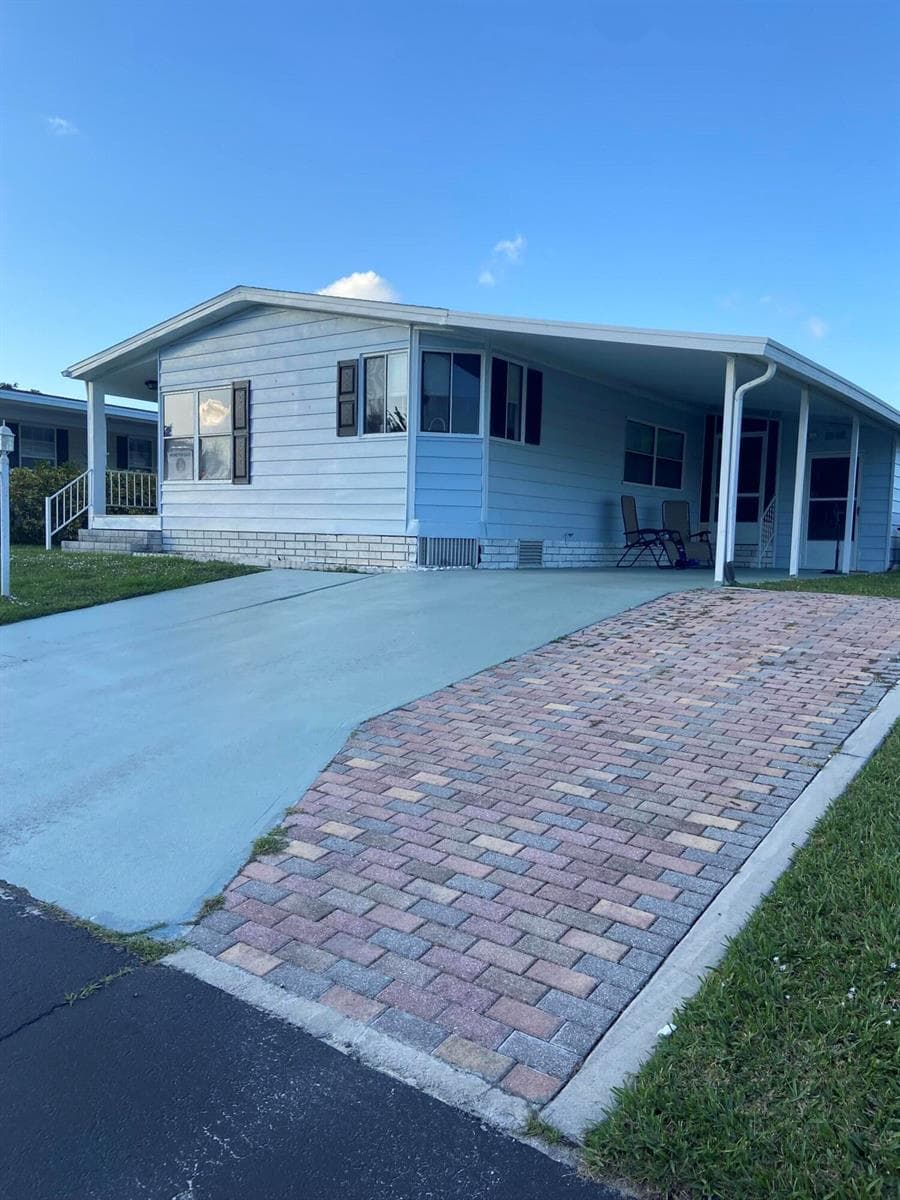 240 Travis Cay Place # 2, Fort Pierce FL 34982 — photo 1