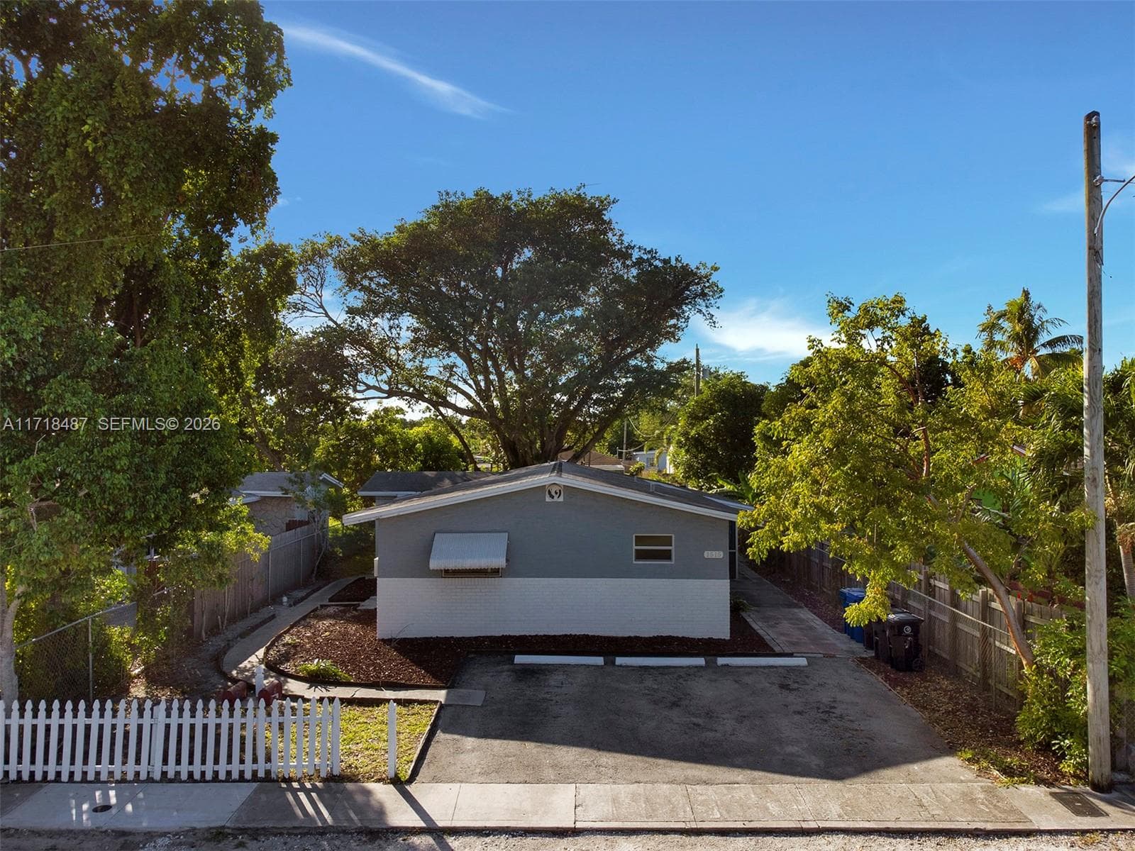 1515 NW 2nd Ave, Fort Lauderdale FL 33311 — photo 1