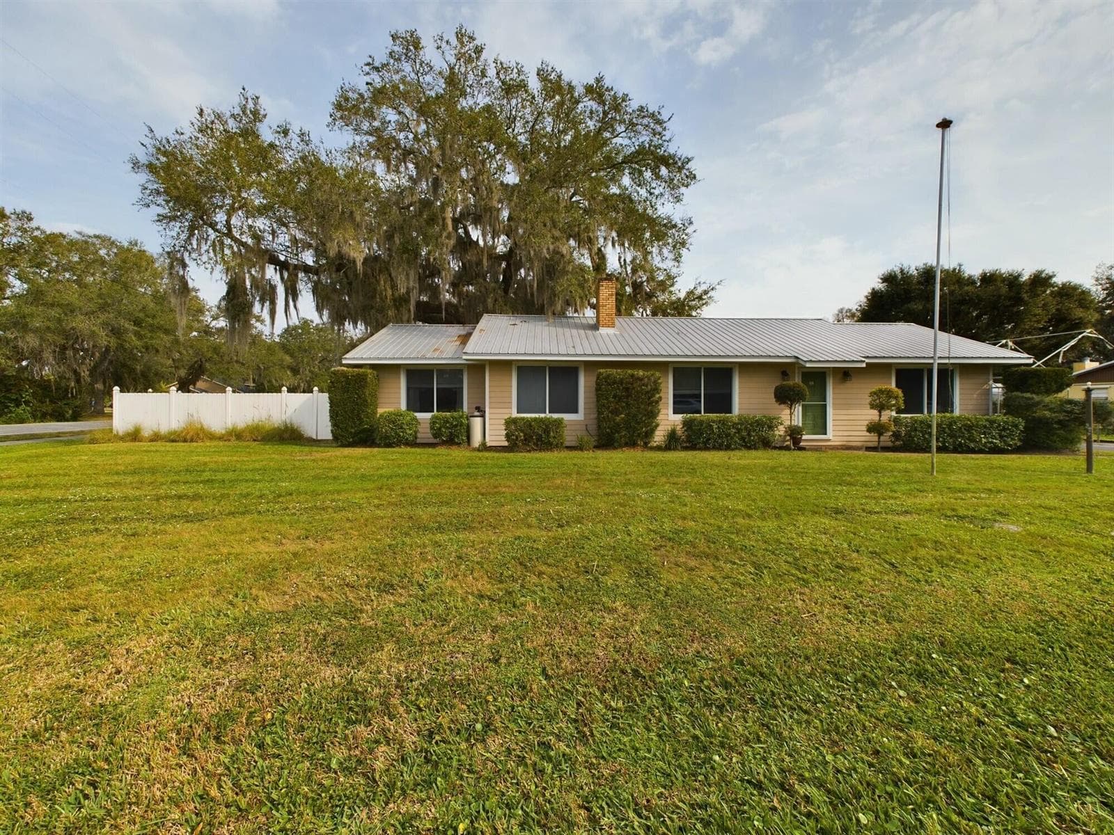 1517 SW 7th Avenue, Okeechobee FL 34974 — photo 1