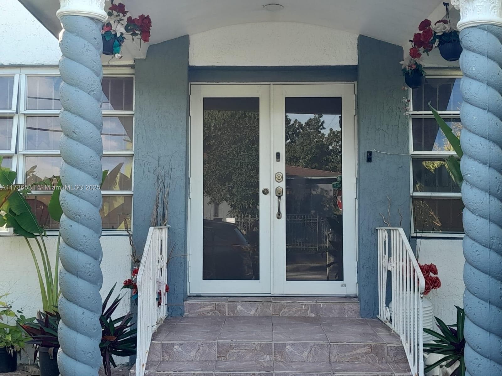 6730 NE MIAMI PL, Miami FL 33138 — photo 1