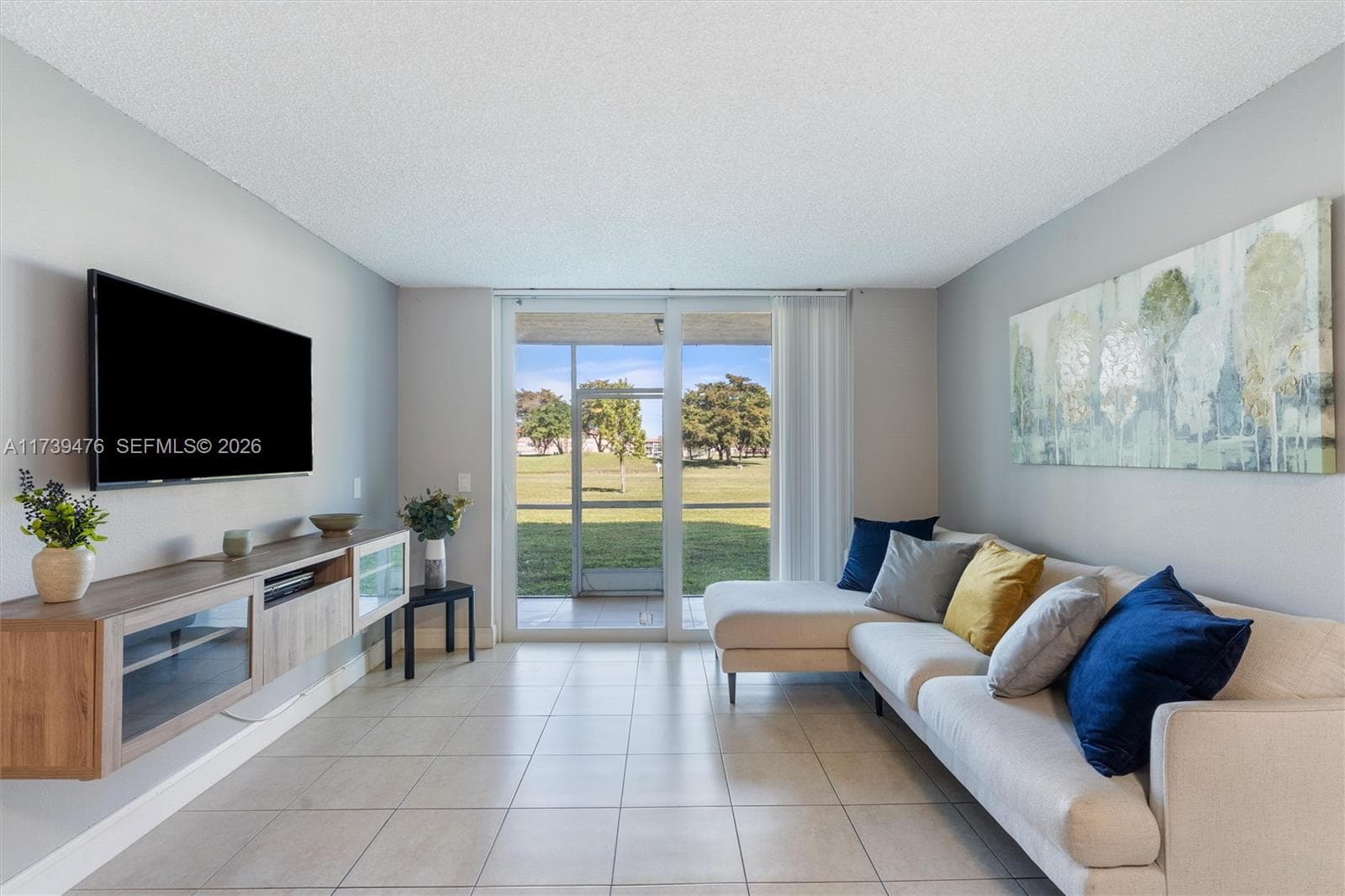 9761 Sunrise Lakes Blvd # 107, Sunrise FL 33322 — photo 1