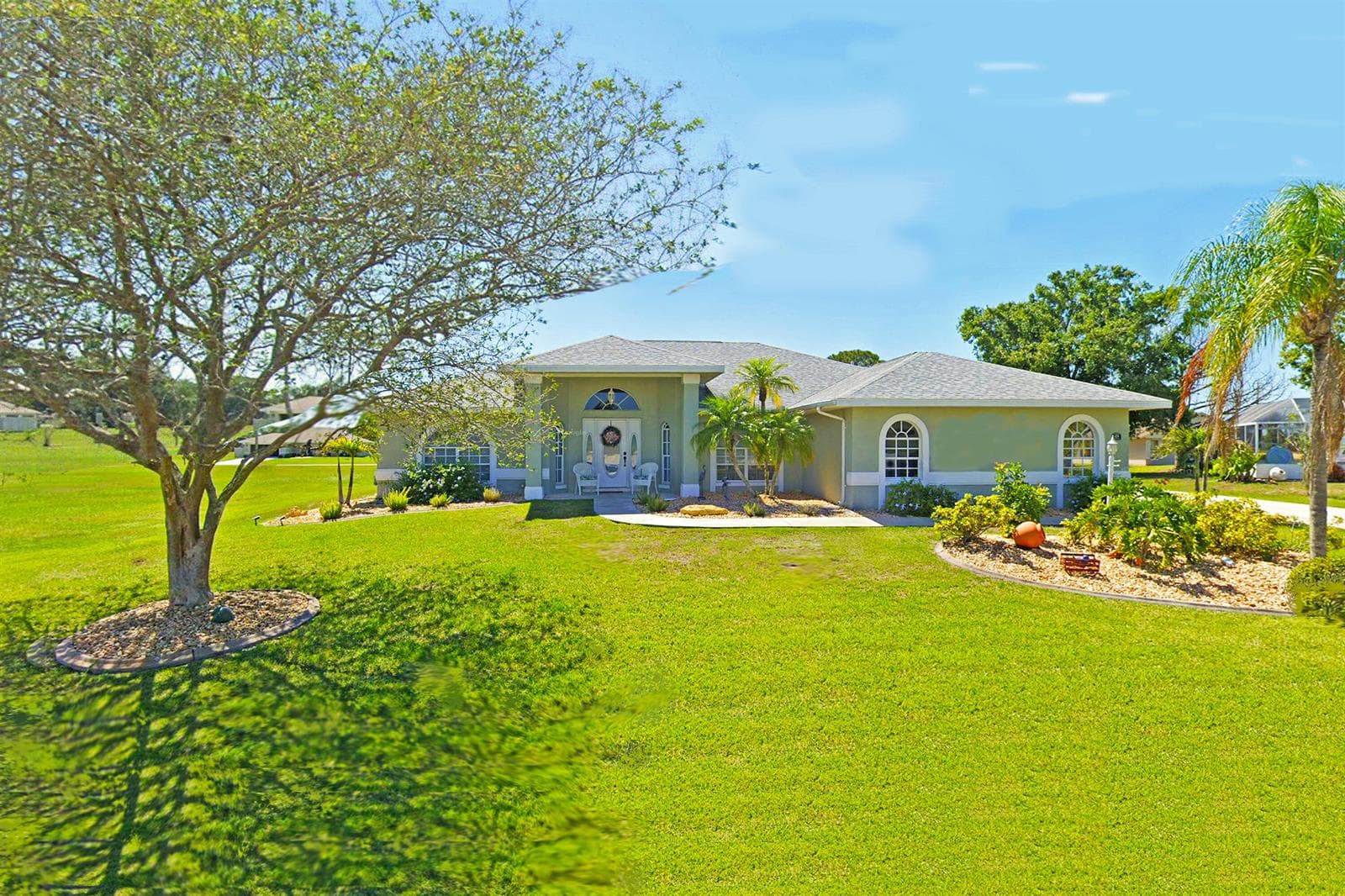 424 Holly Drive, Sebring FL 33876 — photo 1