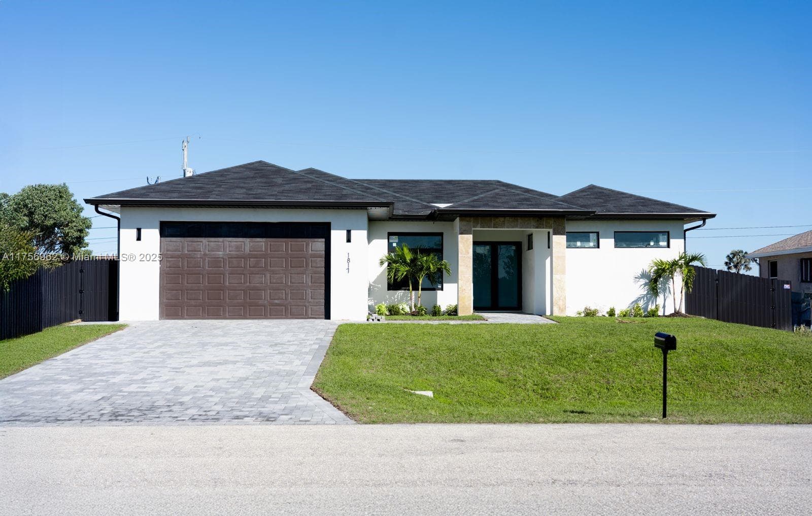 1817 NE 17th st, Other City - In The State Of Florida FL 33909 — photo 1