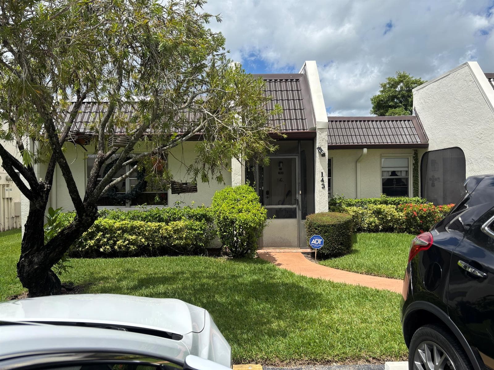 143 Lake Susan Drive, West Palm Beach FL 33411 — photo 1