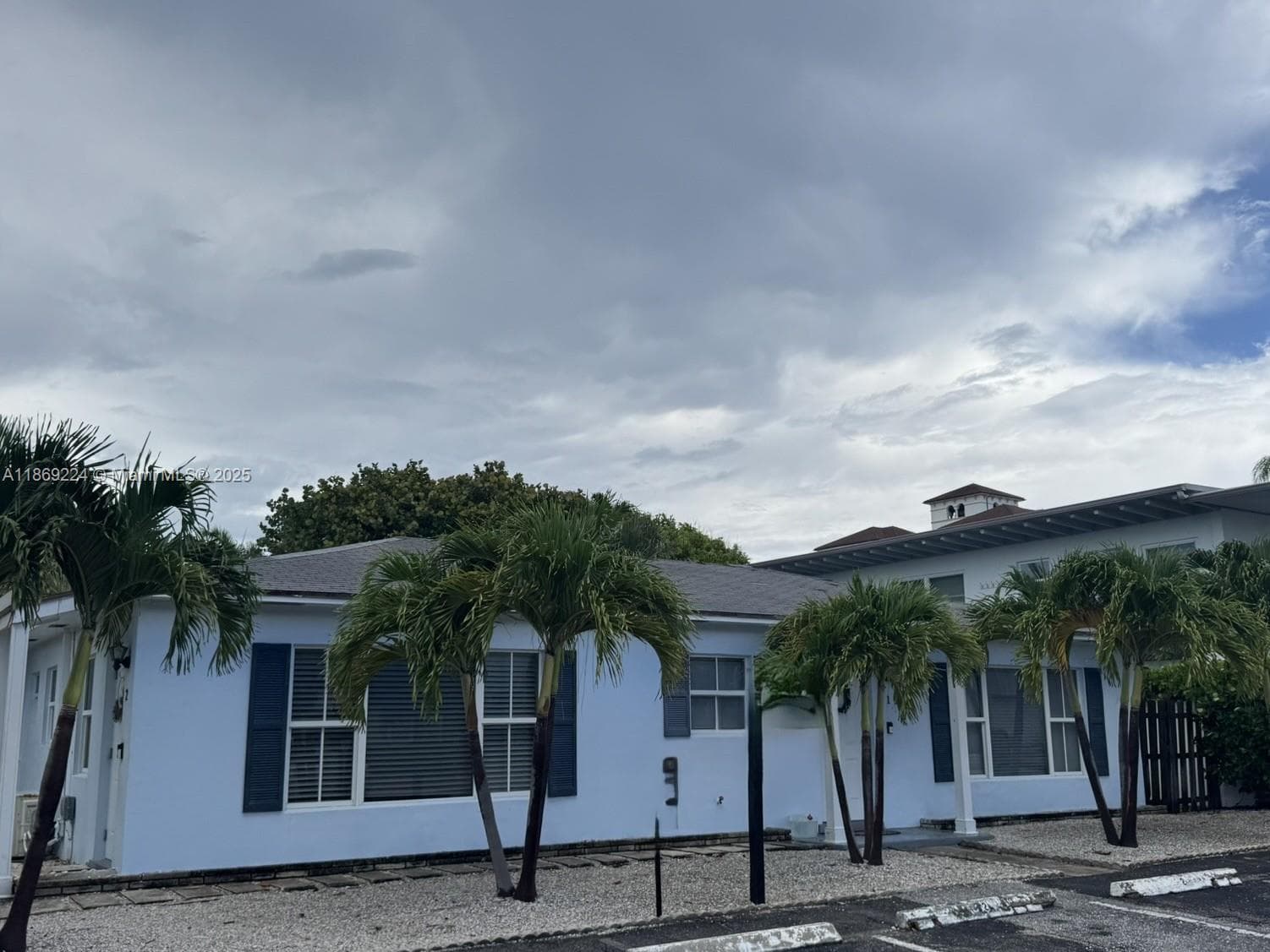 121 Linda Ln, Palm Beach Shores FL 33404 — photo 1