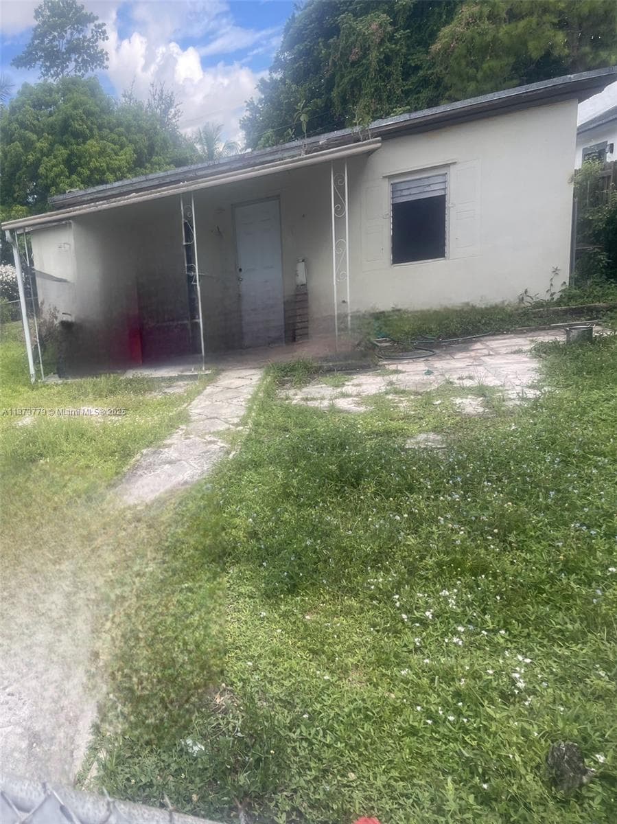 2011 NW 96th St, Miami FL 33147 — photo 1