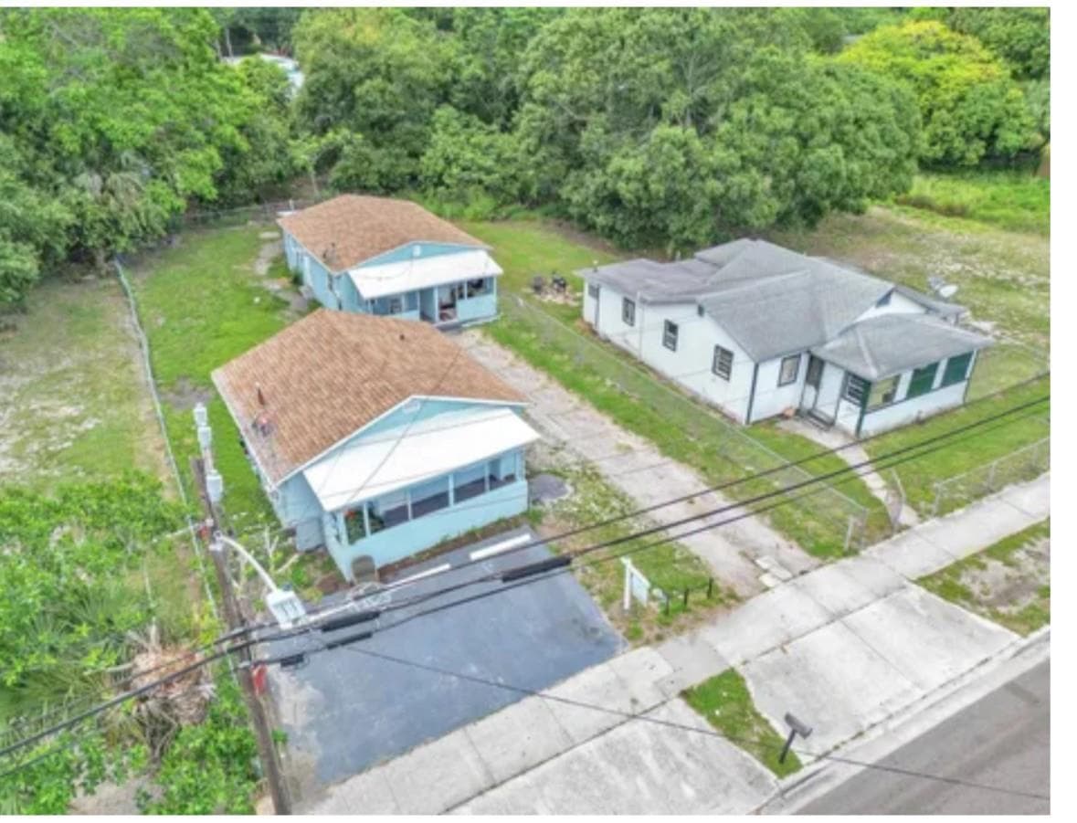513 N 17th Street, Fort Pierce FL 34950 — photo 1