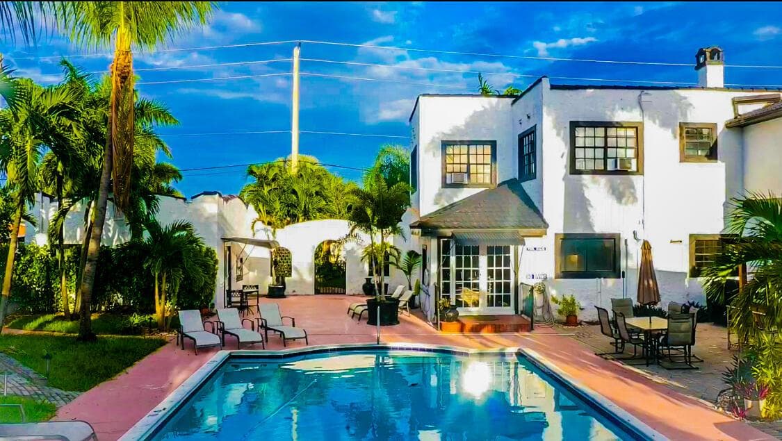 701 W Ocean Avenue, Boynton Beach FL 33426 — photo 1