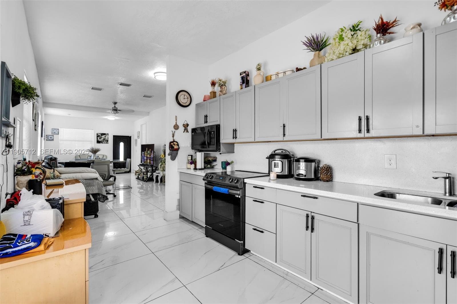 3166 NW 102nd St, Miami FL 33147 — photo 1