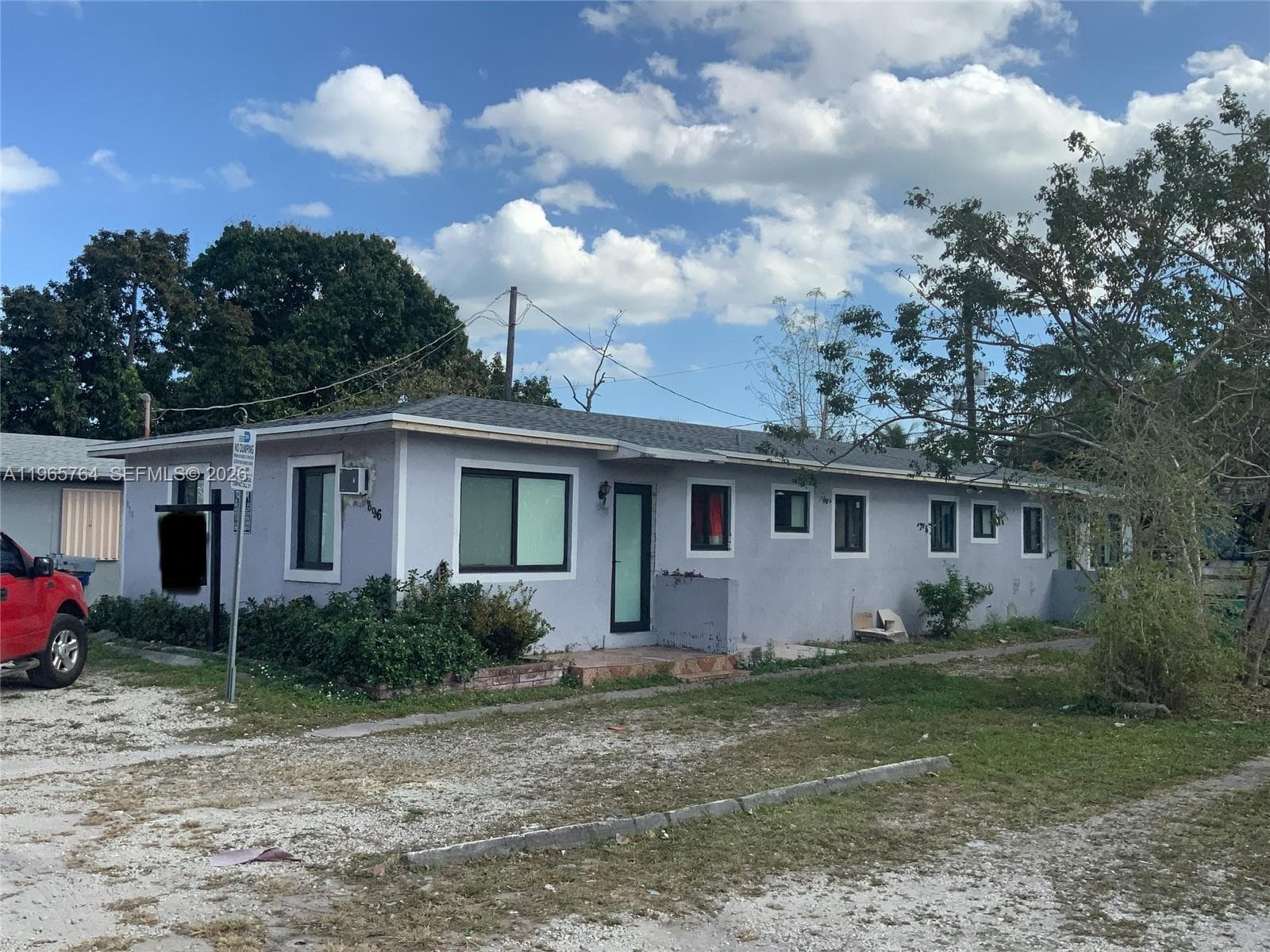 896 NW 103rd St, Miami FL 33150 — photo 1