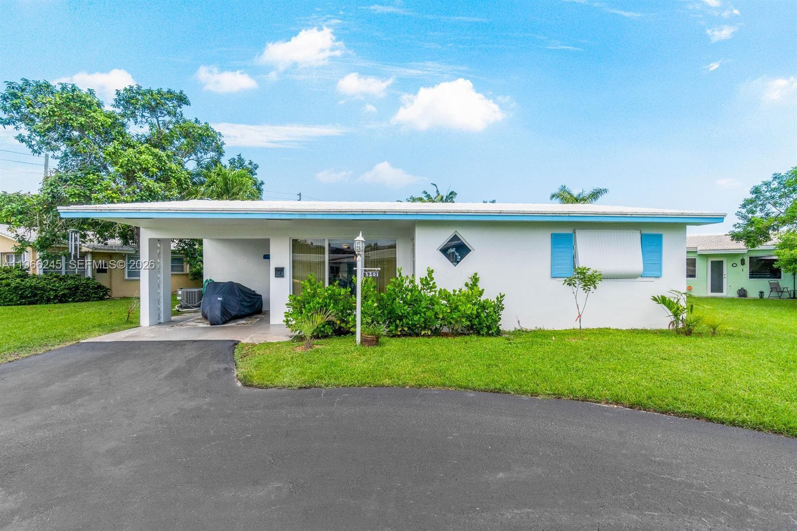 3201 Abbott Ln, Hollywood FL 33021 — photo 1
