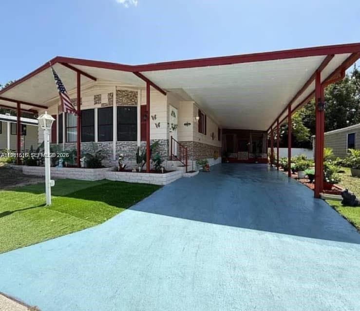 215 LAURELCREST CIR VALRICO, Brandon FL 33594 — photo 1